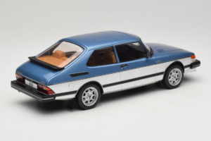 Saab 900 Turbo Blue Metallic MCG 1:18 MCG18261MCW Diecast - image 2 of 6
