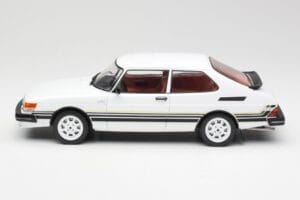 Saab 900 Turbo White MCG 1:18 MCG18339 Diecast - image 3 of 6
