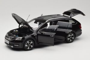 Skoda Octavia Mk4 Combi Brown Paudi Model 1:18 ZMR000005BRA Diecast - image 2 of 8