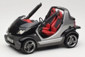 Smart Crossblade 450 Black Minichamps 1:18 0013440V001C02Q00 Diecast - image 2 of 8