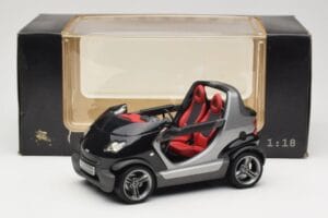 Smart Crossblade 450 Black Minichamps 1:18 0013440V001C02Q00 Diecast - image 8 of 8