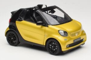 Smart Fortwo 453 Cabrio Black & Yellow Norev 1:18 B66960289 Diecast - image 6 of 8