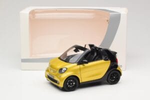 Smart Fortwo 453 Cabrio Black & Yellow Norev 1:18 B66960289 Diecast - image 8 of 8
