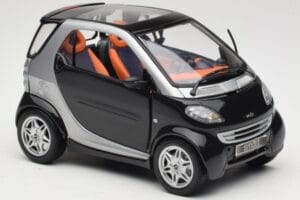 Smart Fortwo Black Kyosho 1:18 0004830V000C08Q00 Diecast - image 6 of 8