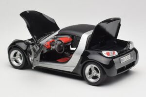 Smart Roadster Black Bburago 1:18 34099-M1 Diecast - image 5 of 8