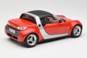 Smart Roadster Red Bburago 1:18 34099 Diecast - image 3 of 8