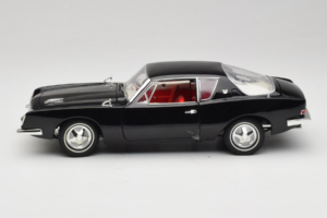 Studebaker Avanti Black Signature Models 1:18 STUDEBAKER001 Diecast - image 4 of 8