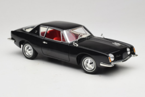 Studebaker Avanti Black Signature Models 1:18 STUDEBAKER001 Diecast - image 6 of 8