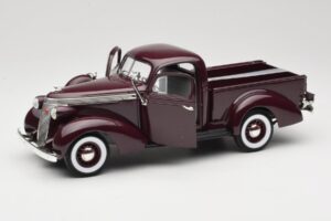 Studebaker Coupe Express Pickup Brown American Mint 1:18 92458-R1 Diecast - image 2 of 8