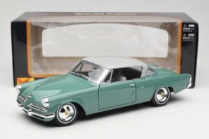 Studebaker Starliner Seafoam Green & Shasta White Maisto 1:18 31651 Diecast - image 8 of 8