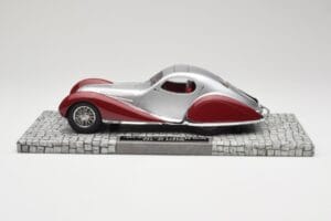 Talbot-Lago T150 C-SS Coupe Silver Red Minichamps 1:18 107117121 Resin - image 3 of 6