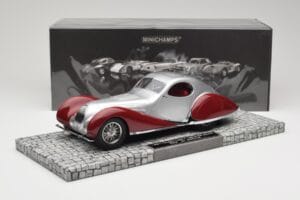Talbot-Lago T150 C-SS Coupe Silver Red Minichamps 1:18 107117121 Resin - image 6 of 6