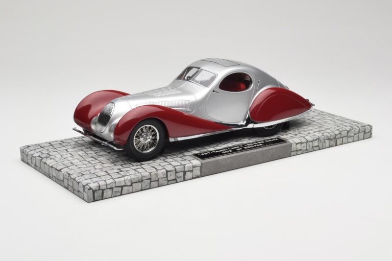 Talbot-Lago T150 C-SS Coupe Silver Red Minichamps 1:18 Talbot-Lago T150 C-SS Coupe Silver Red Minichamps 1:18 107117121 Resin
