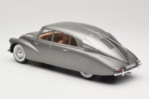 Tatra 87 Grey MCG 1:18 MCG18068 Diecast - image 5 of 6