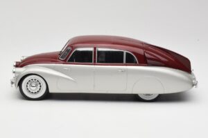 Tatra 87 Silver & Dark Red MCG 1:18 MCG18067 Diecast - image 3 of 6