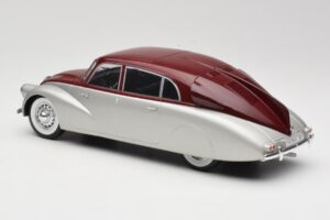 Tatra 87 Silver & Dark Red MCG 1:18 MCG18067 Diecast - image 5 of 6