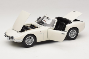Toyota 2000 GT Cabriolet White James Bond Collection AUTOart 1:18 78731 Diecast - image 2 of 8