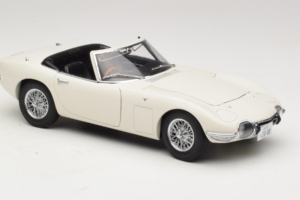 Toyota 2000 GT Cabriolet White James Bond Collection AUTOart 1:18 78731 Diecast - image 6 of 8
