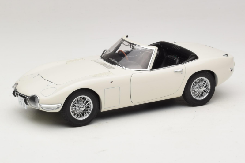 Toyota 2000 GT Cabriolet White James Bond Collection AUTOart 1:18 Toyota 2000 GT Cabriolet White James Bond Collection AUTOart 1:18 78731 Diecast