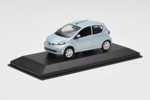 Toyota Aygo Light Blue Metallic Minichamps 1:43 TOYOTA012 Diecast - image 2 of 4