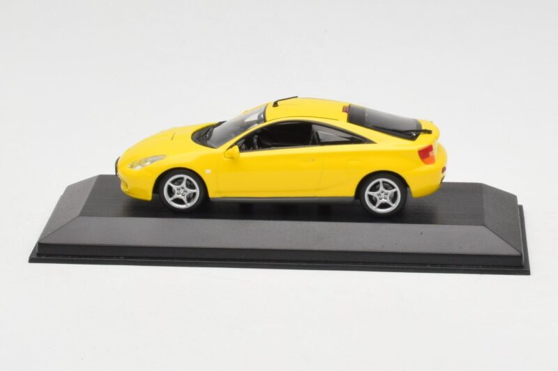 Toyota Celica T230 Yellow Minichamps 1:43 Toyota Celica T230 Yellow Minichamps 1:43 430168924 Diecast