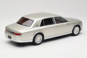 Toyota Century Silver Metallic Kyosho 1:18 KSR18036S Diecast - image 2 of 6