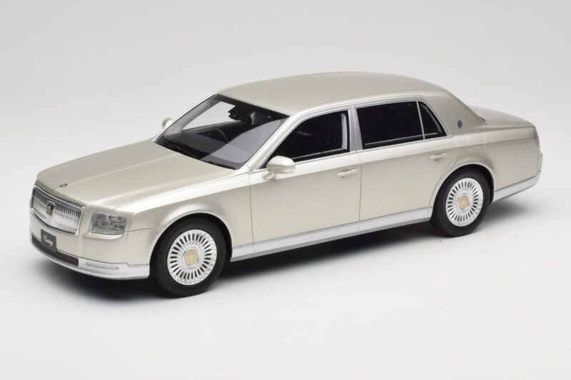 Toyota Century Silver Metallic Kyosho 1:18 KSR18036S Diecast