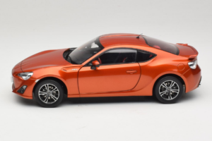 Toyota GT86 Red Century Dragon 1:18 CD01 Diecast - image 4 of 8