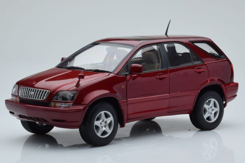 Toyota Harrier Red Metallic AUTOart 1:18 Toyota Harrier Red Metallic AUTOart 1:18 70035 Diecast