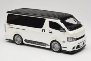 Toyota Hiace Super GL Pearl White Otto 1:18 OT1136 Resin - image 4 of 6