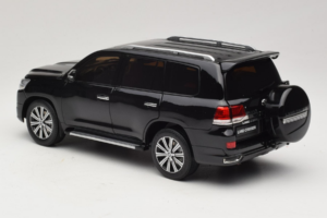Toyota Land Cruiser LC200 Black Kengfai 1:18 KF024-13 Diecast - image 7 of 8