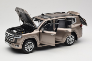 Toyota Land Cruiser LC300 ZX Gold LCD 1:18 LCD18013-ZX-GO Diecast - image 2 of 8