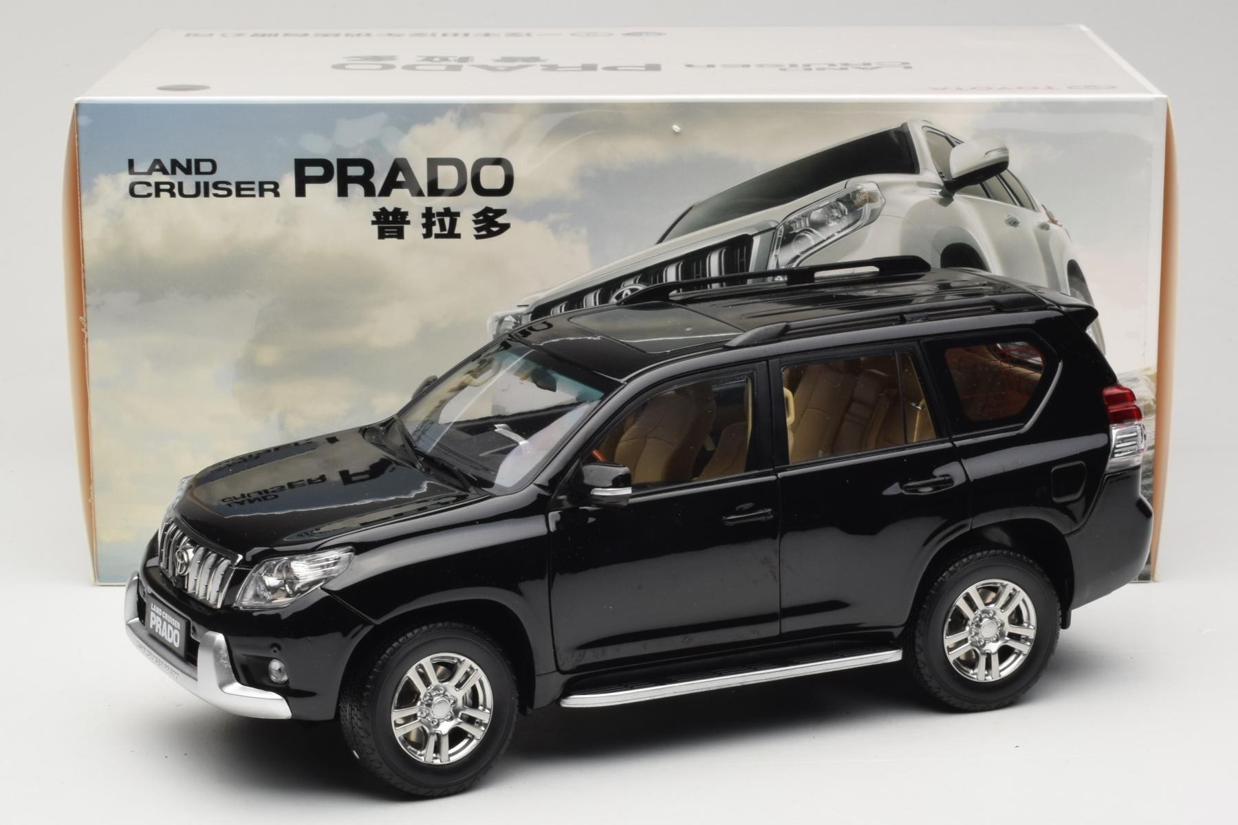 Toyota Land Cruiser Prado J150 Black Paudi Model 1:18