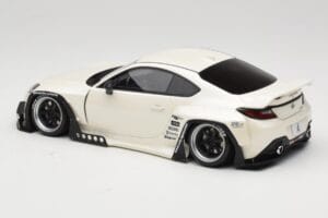 Toyota Pandem GR86 ZN8 Crystal White GT Spirit 1:18 GT498 Resin - image 5 of 6