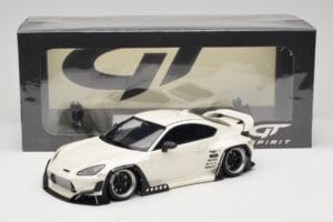 Toyota Pandem GR86 ZN8 Crystal White GT Spirit 1:18 GT498 Resin - image 6 of 6