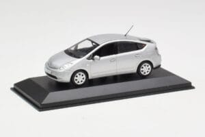 Toyota Prius Silver Minichamps 1:43 TOYOTA005 Diecast - image 2 of 4
