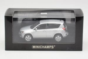 Toyota RAV4 XA30 Silver Minichamps 1:43 400166570 Diecast - image 4 of 4