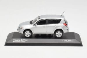 Toyota RAV4 XA30 Silver Minichamps 1:43 400166570 Diecast