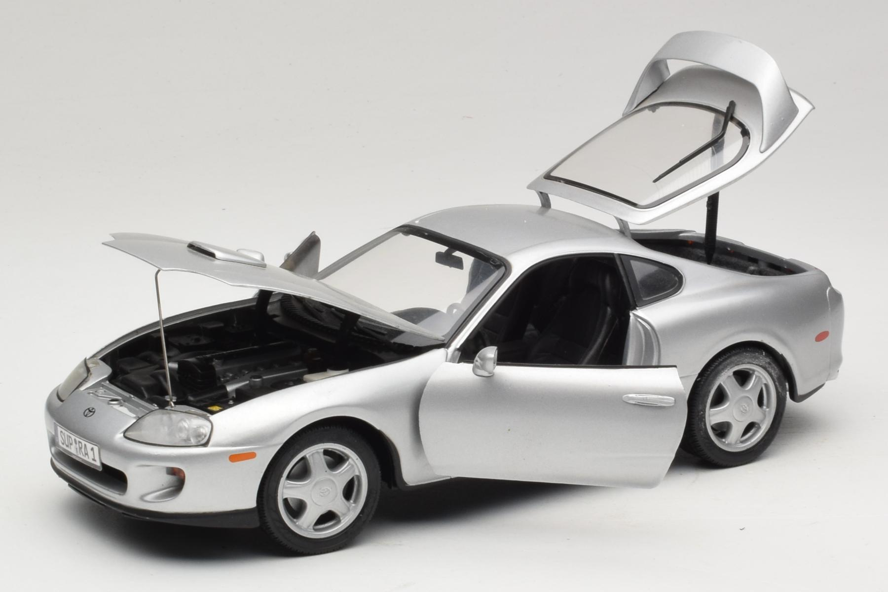 Toyota Supra A80 Silver Kyosho 1:18