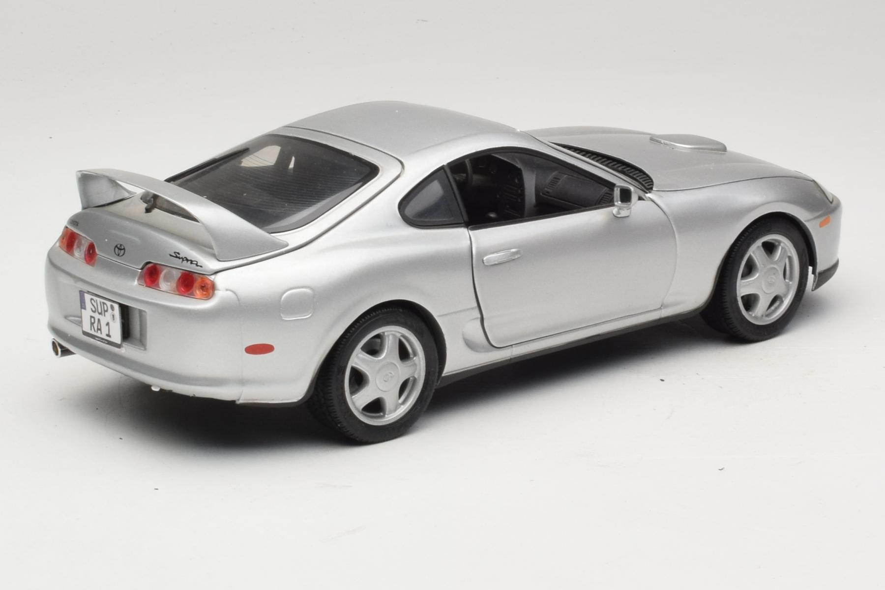 Toyota Supra A80 Silver Kyosho 1:18
