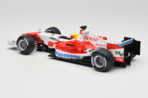Toyota TF105 #17 R. Schumacher Panasonic Toyota Racing 2005 Minichamps 1:18 100050017 Diecast - image 5 of 7