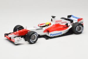 Toyota TF105 #17 R. Schumacher Panasonic Toyota Racing Showcar 2005 Minichamps 1:18 100050087 Diecast