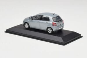 Toyota Yaris Mk2 Glacier Blue Minichamps 1:43 TOYOTA001 Diecast - image 3 of 4