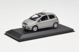 Toyota Yaris XP10 TS Grey Minichamps 1:43 TOYOTA007 Diecast - image 3 of 3
