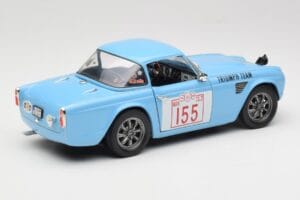 Triumph TR4 Rally Car Revell 1:18 08773 Diecast - image 3 of 8