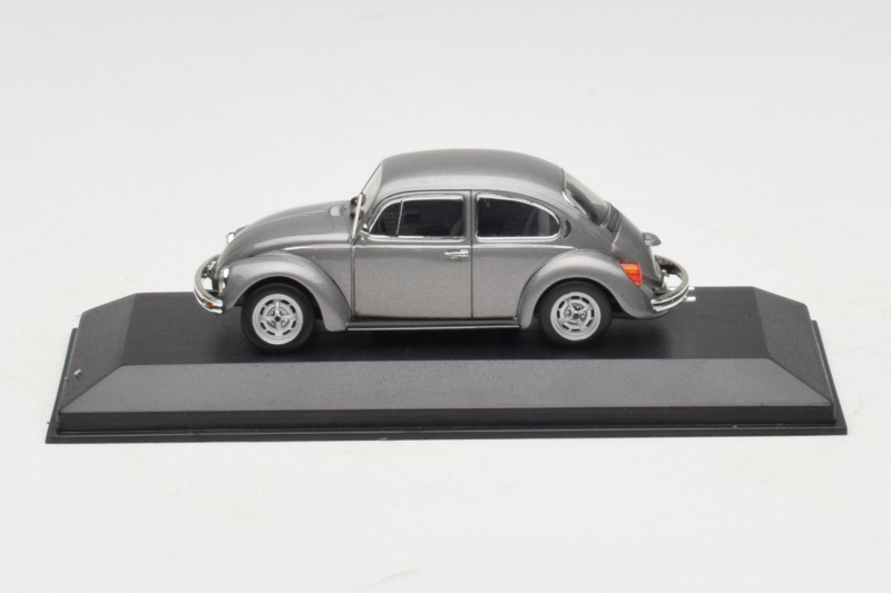 Volkswagen 1200 Grey Metallic Minichamps 1:43 Volkswagen 1200 Grey Metallic Minichamps 1:43 400057101 Diecast