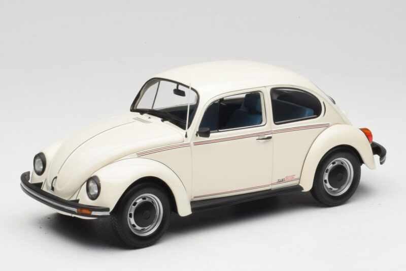 Volkswagen 1200 Jeans Bug White Minichamps 1:18 Volkswagen 1200 Jeans Bug White Minichamps 1:18 150057101 Diecast
