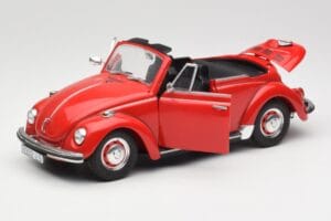 Volkswagen 1302 LS Cabriolet Red Revell 1:18 08470 Diecast - image 2 of 8