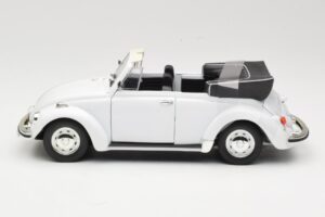 Volkswagen 1302 LS Cabriolet White Revell 1:18 08415 Diecast - image 4 of 8