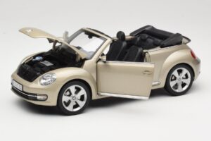 Volkswagen Beetle A5 Cabriolet Grey Kyosho 1:18 5C3099302P7W Diecast - image 2 of 8